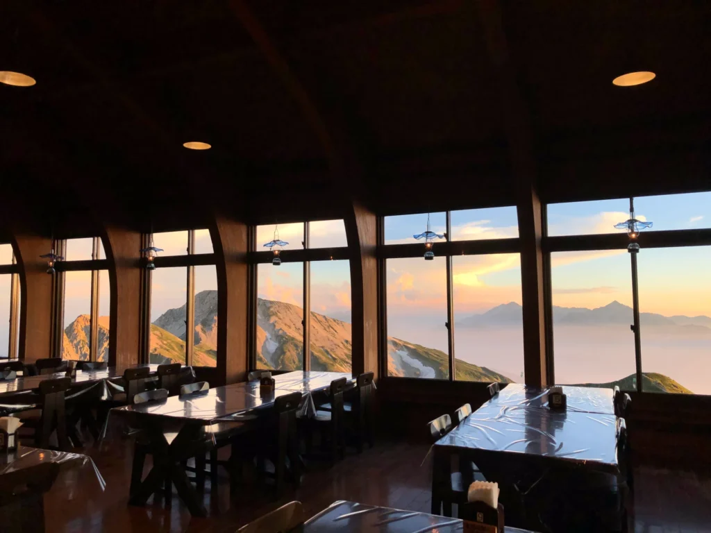 【山小屋泊　初めてでも安心！】山小屋で快適に過ごすための準備・マナー・持ち物ガイド　