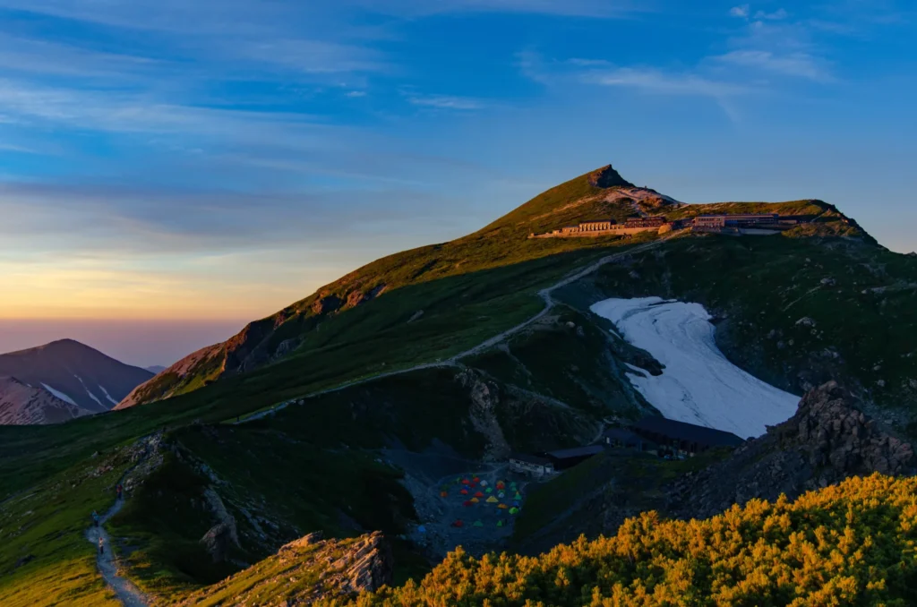 白馬山荘と夕焼け